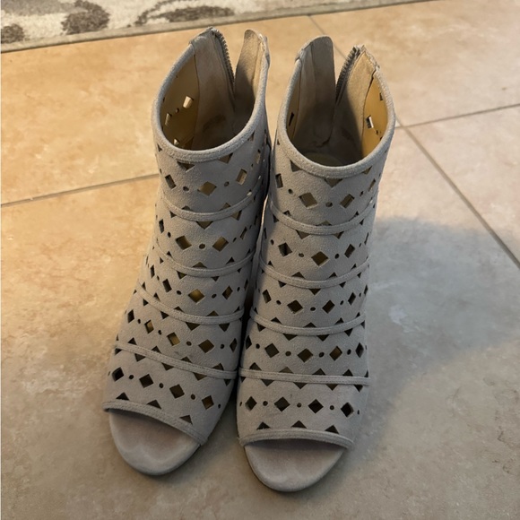 Light grey Michael Kors wedge shoes - Picture 2 of 2